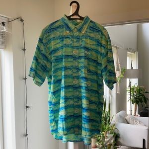 Men’s large vineyard vines short-sleeve shirt